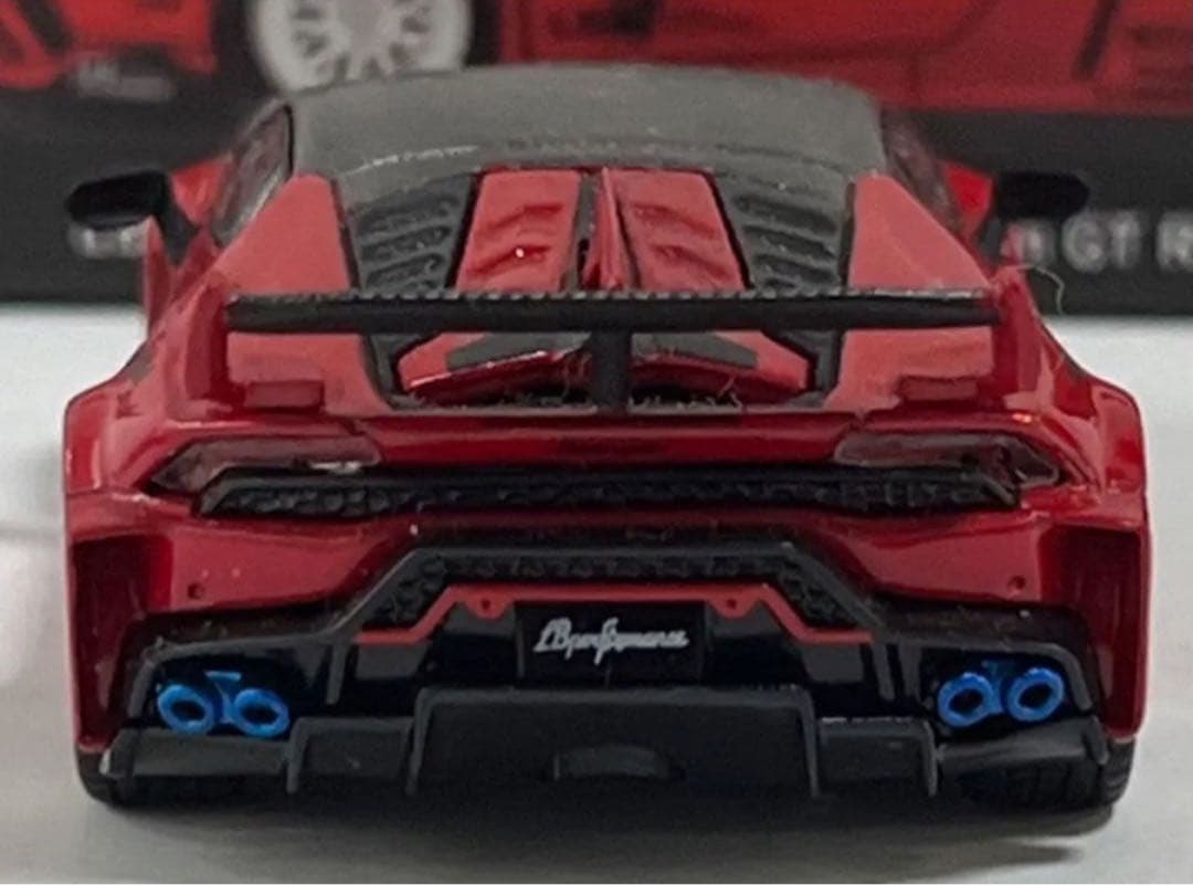 MINI GT ランボルギーニ　ウラカン　LBWK トイザらス限定　1/64