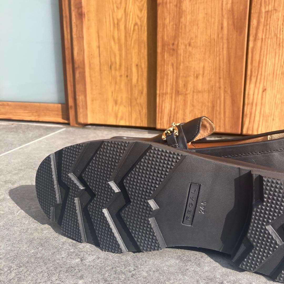 新品　未使用　REGAL ブラック ビットローファー 金具付き　24.5