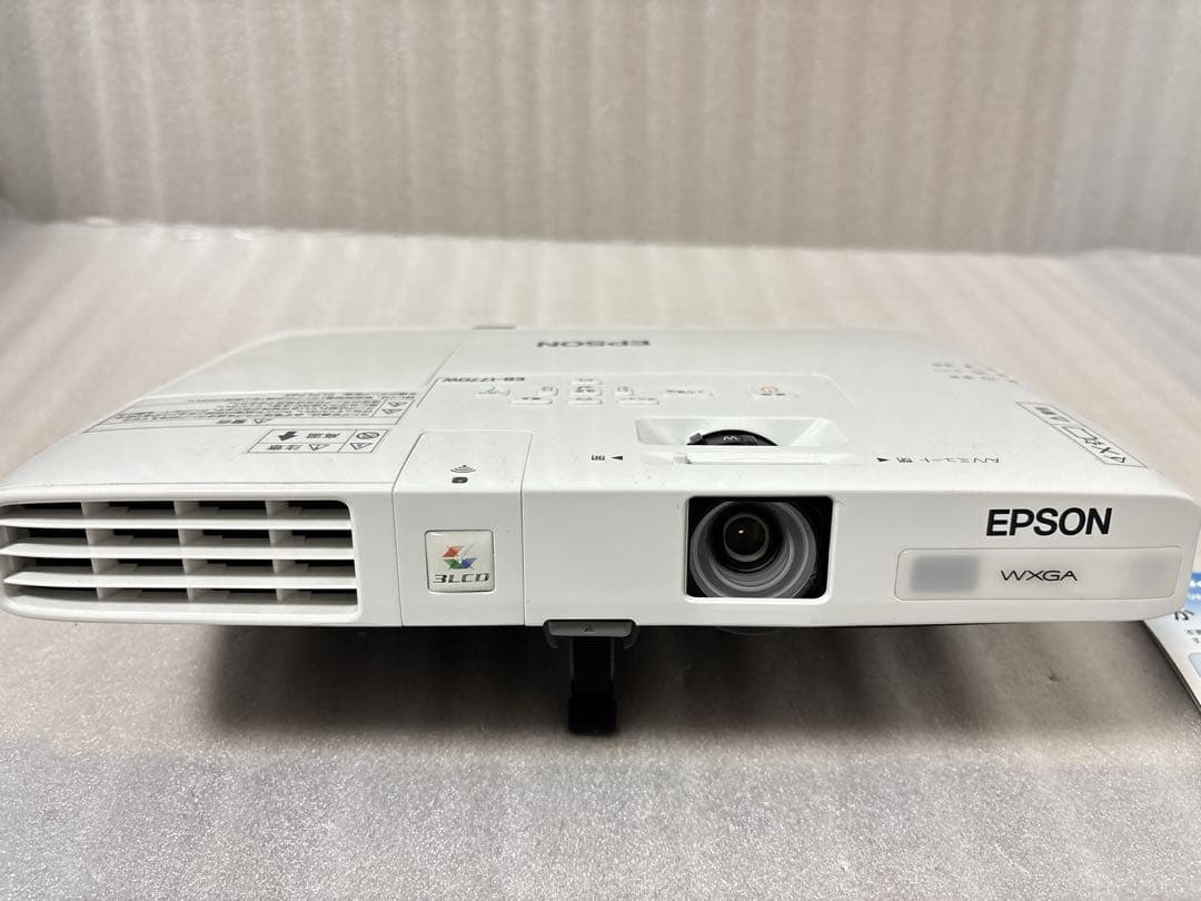 EPSON EB-1770W プロジェクター本体