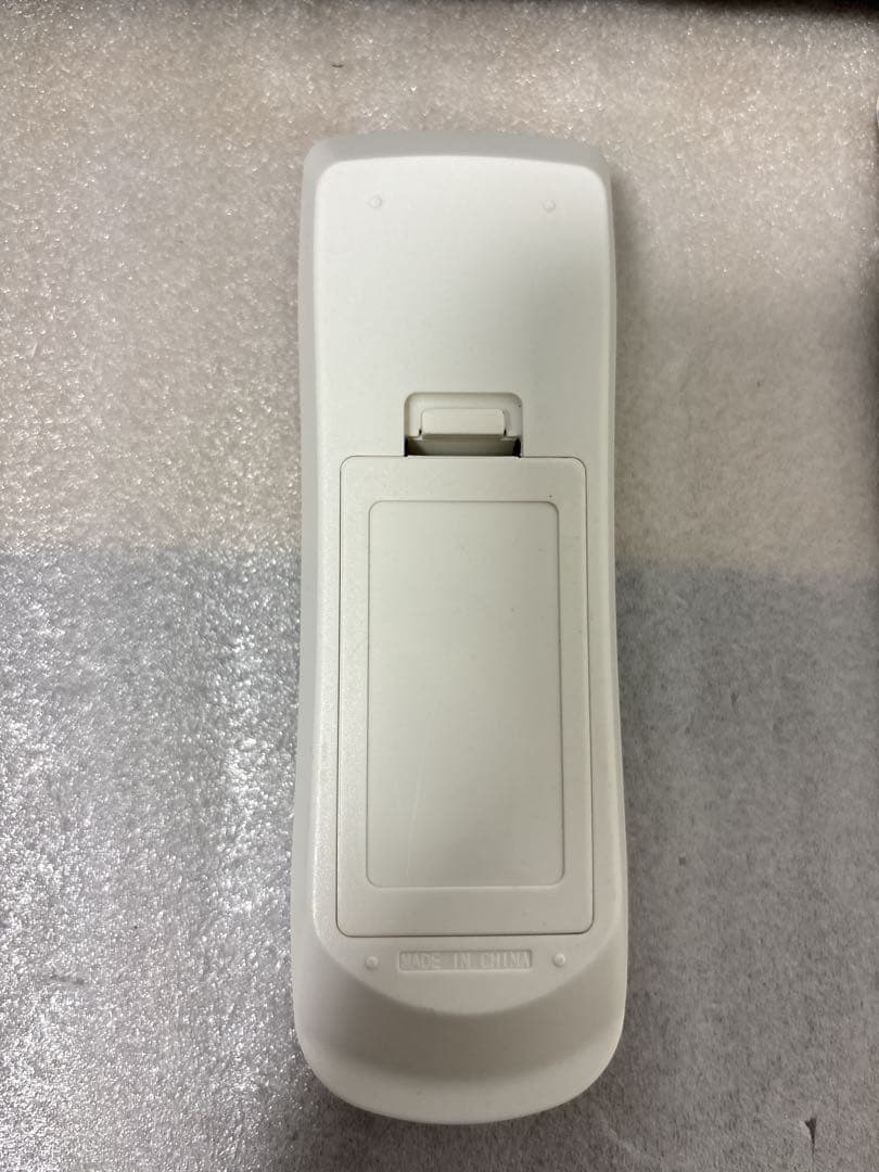 EPSON EB-1770W プロジェクター本体