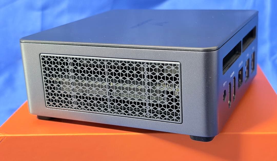 美品 Minisforum UM790 Pro 32GB/1TB