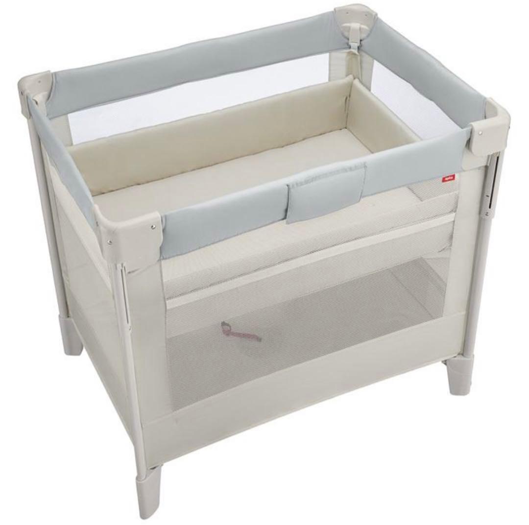 アップリカ ココネル エアー ホワイトグレー