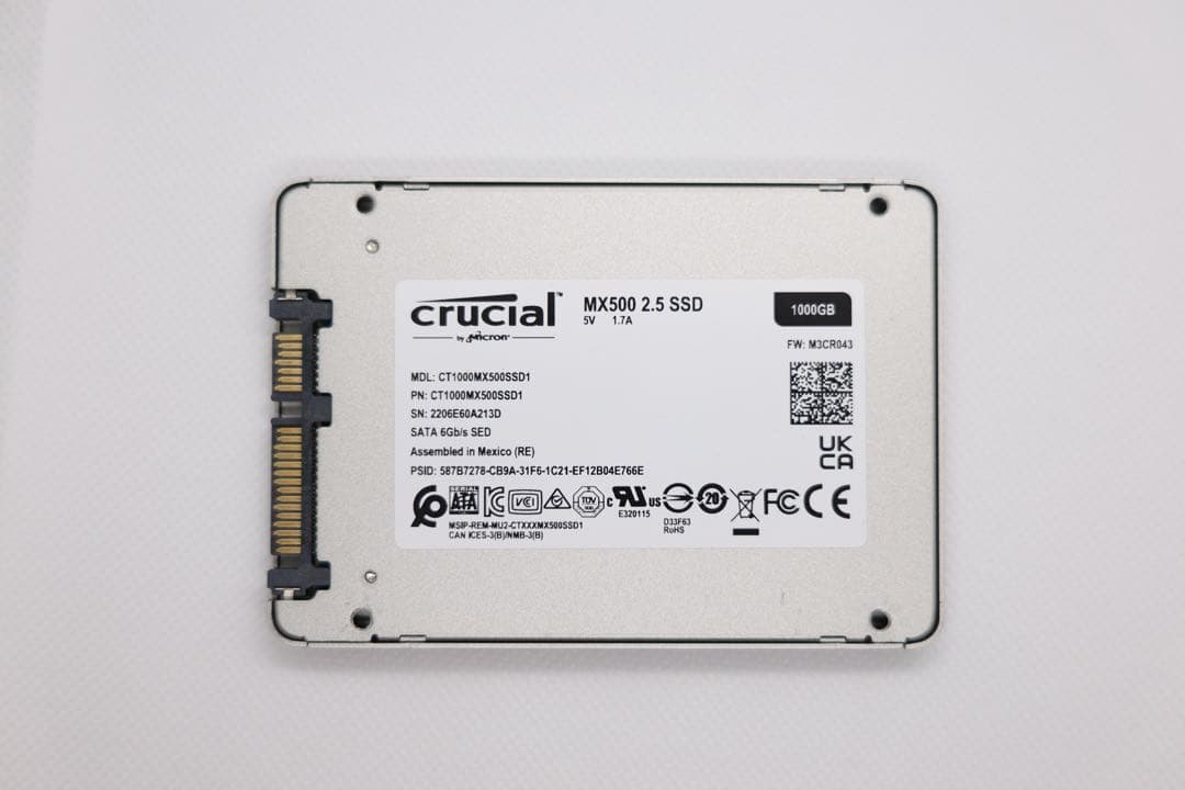 Crucial CT1000MX500 SSD SATA3 1TB 高性能98%