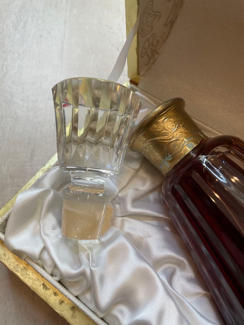 【値下げ】CAMUS カミュ　バカラクリスタルボトル　ブランデー　未開封