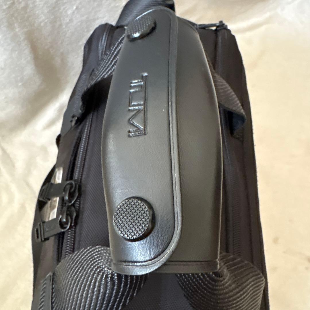 未使用級✨トゥミ ボストンバッグ ブラック 黒　2WAY チャーム