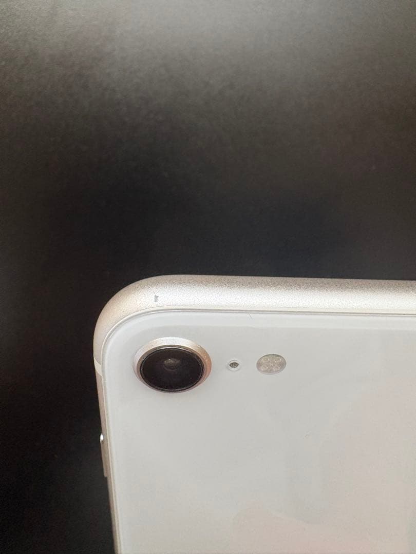 iPhone SE第3世代 128GB スターライト