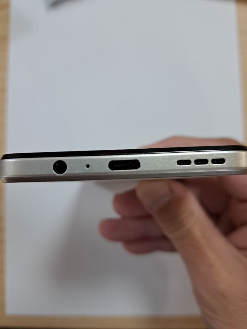 【中古】moto g64y 5G バニラクリーム