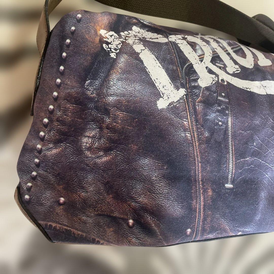 PaulSmith TRIUMPHプリント スタッズショルダーバッグ