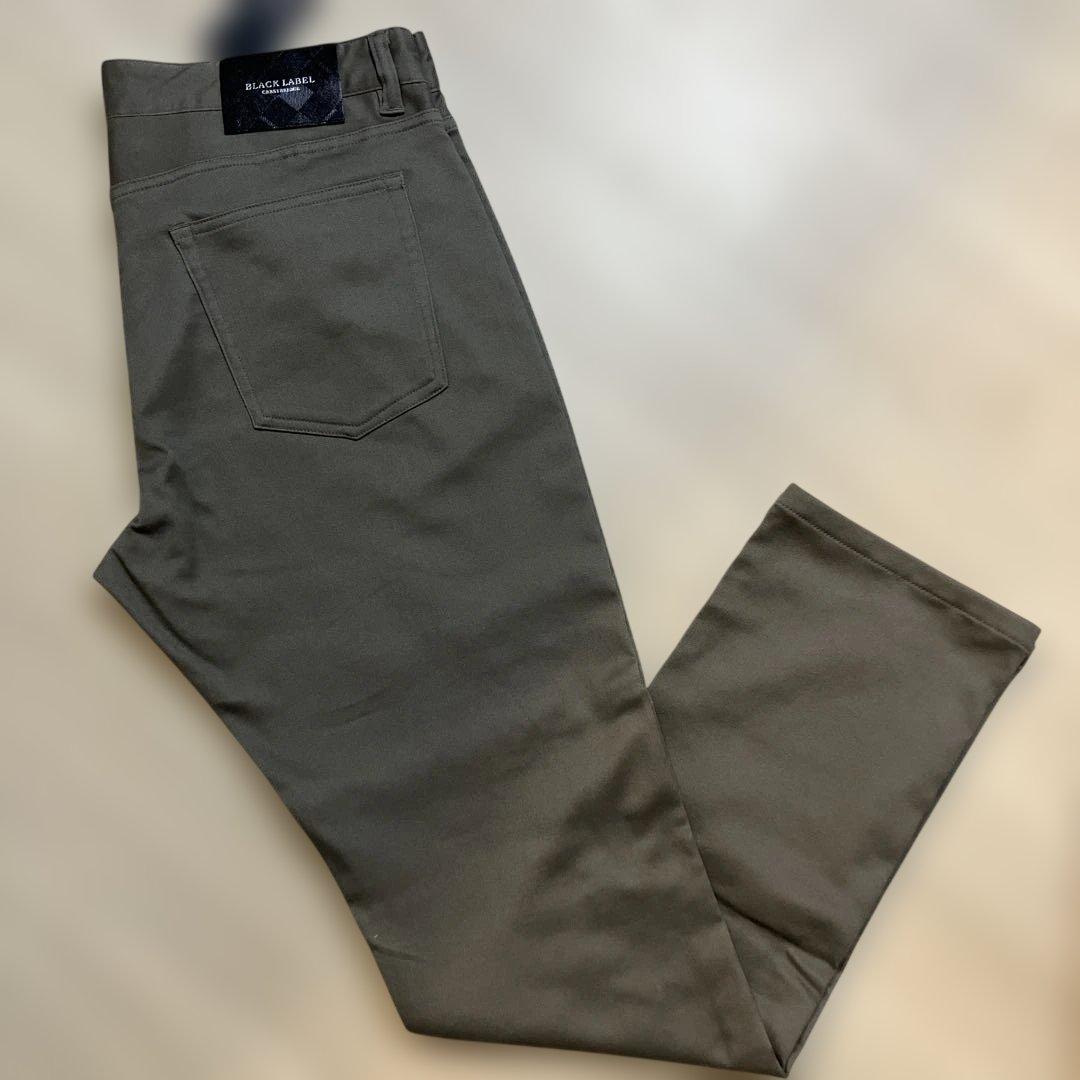 新品タグ付き♡ブラックレーベルクレストブリッジ　ロングパンツ