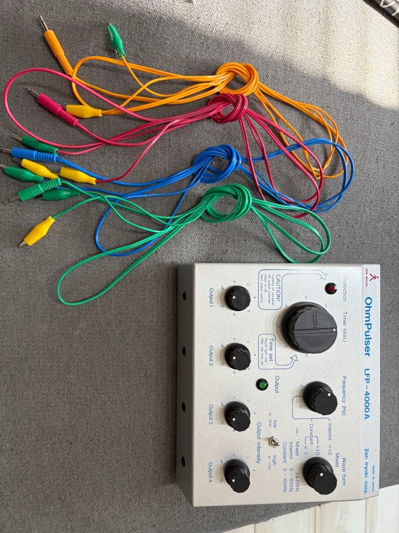 美品　OhmPulser LFP-4000A オームパルサー 本体＋コード一式
