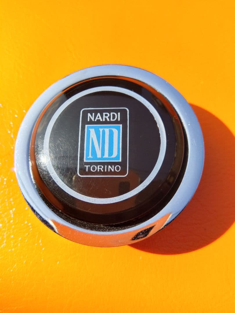 希少　ナルディ　ビンテージステアリング　クラッシックウッド