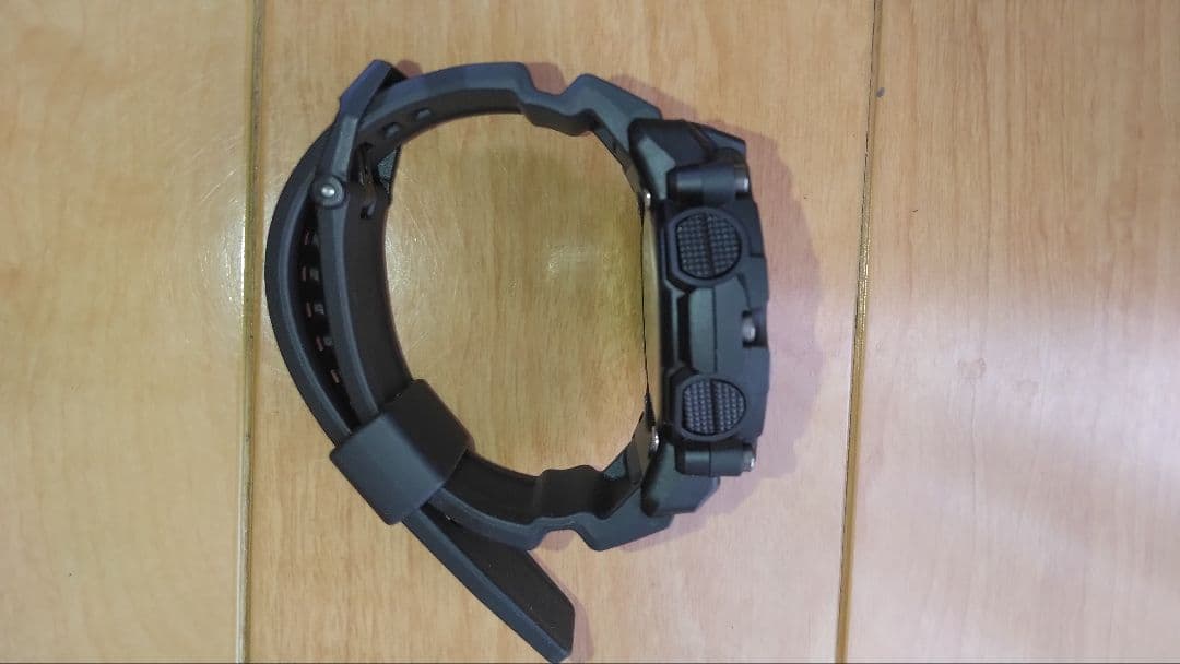 値下げしました☆G-SHOCK 5674　GA2200BB-1AJF