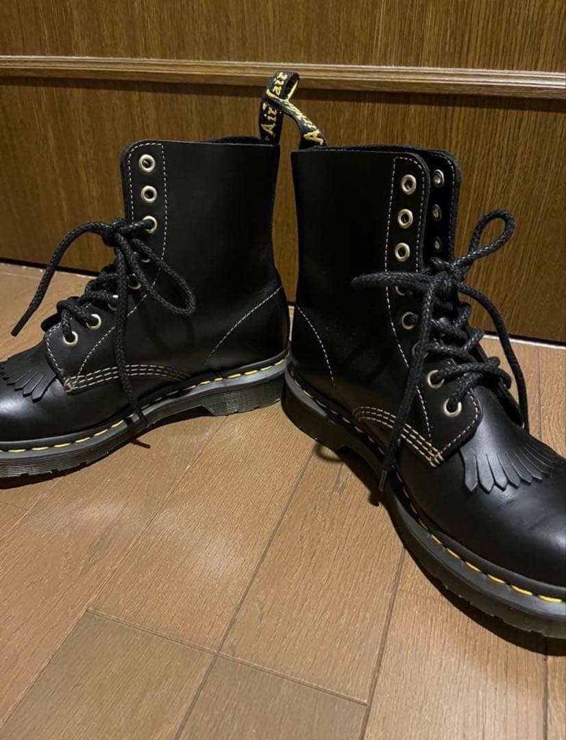 【たっこ】Dr. Martens 8ホールブーツ