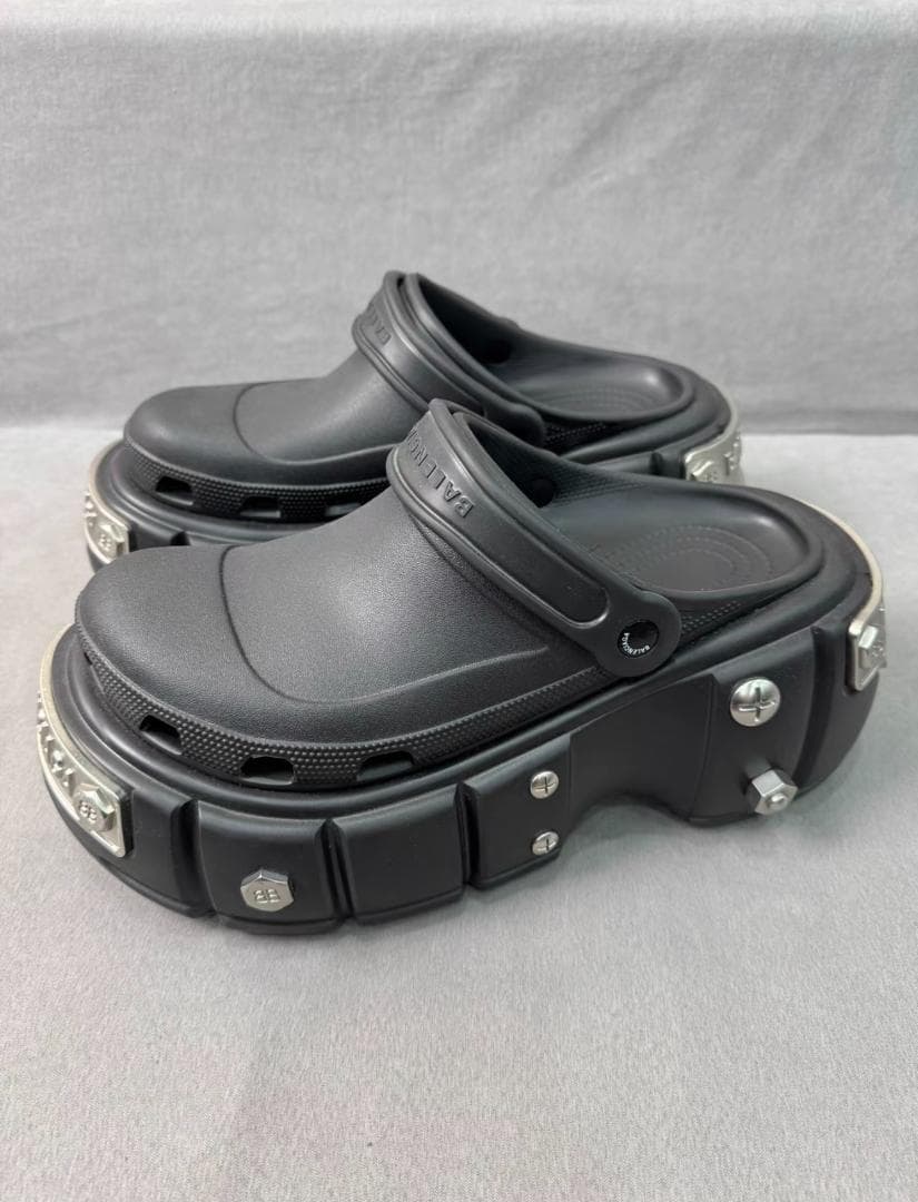 厚底ブラッククロッグサンダル ストリート系 箱付き サイズ42