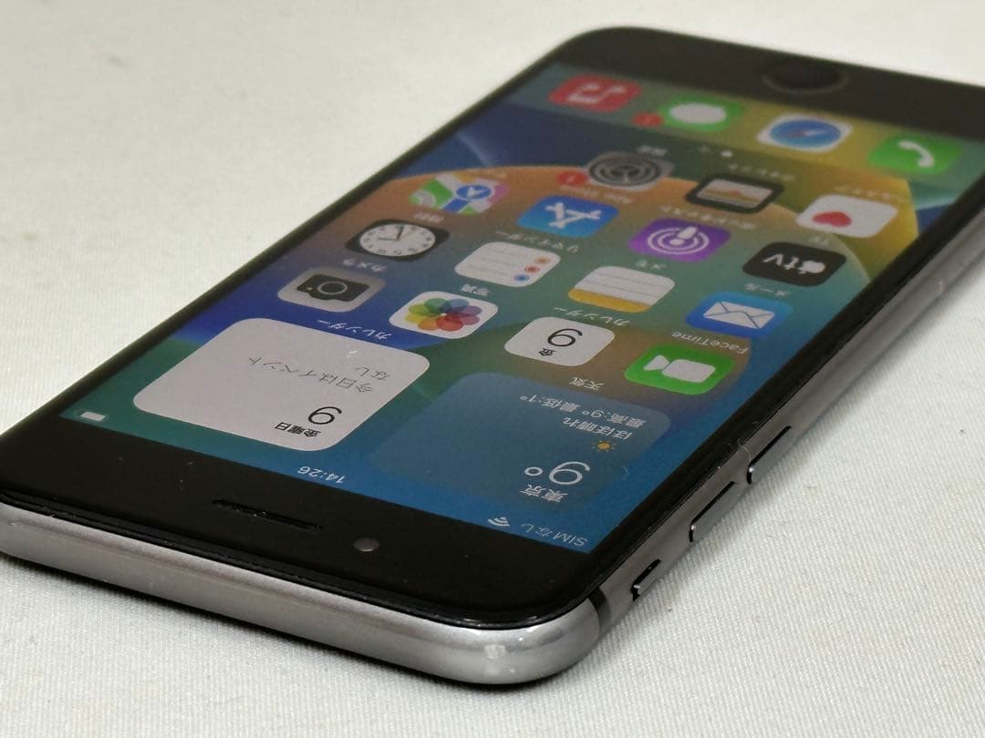 iPhone8 64GB simフリー