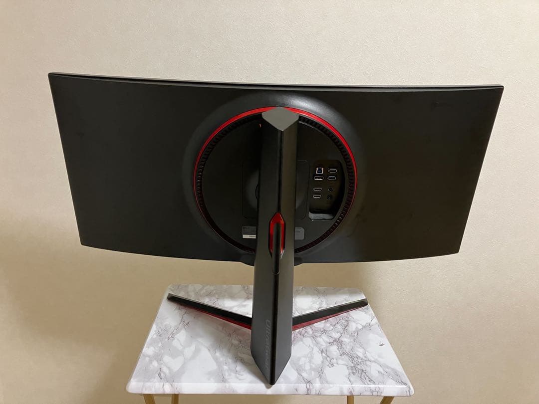 ディスプレイ・モニター本体 Daisuke