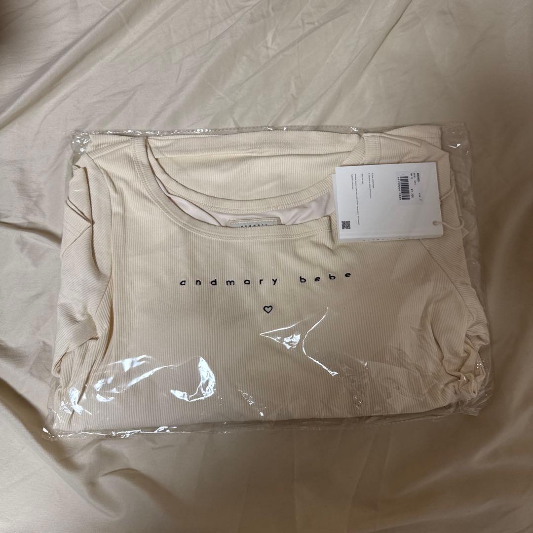 Mybebe logo tops アイボリー