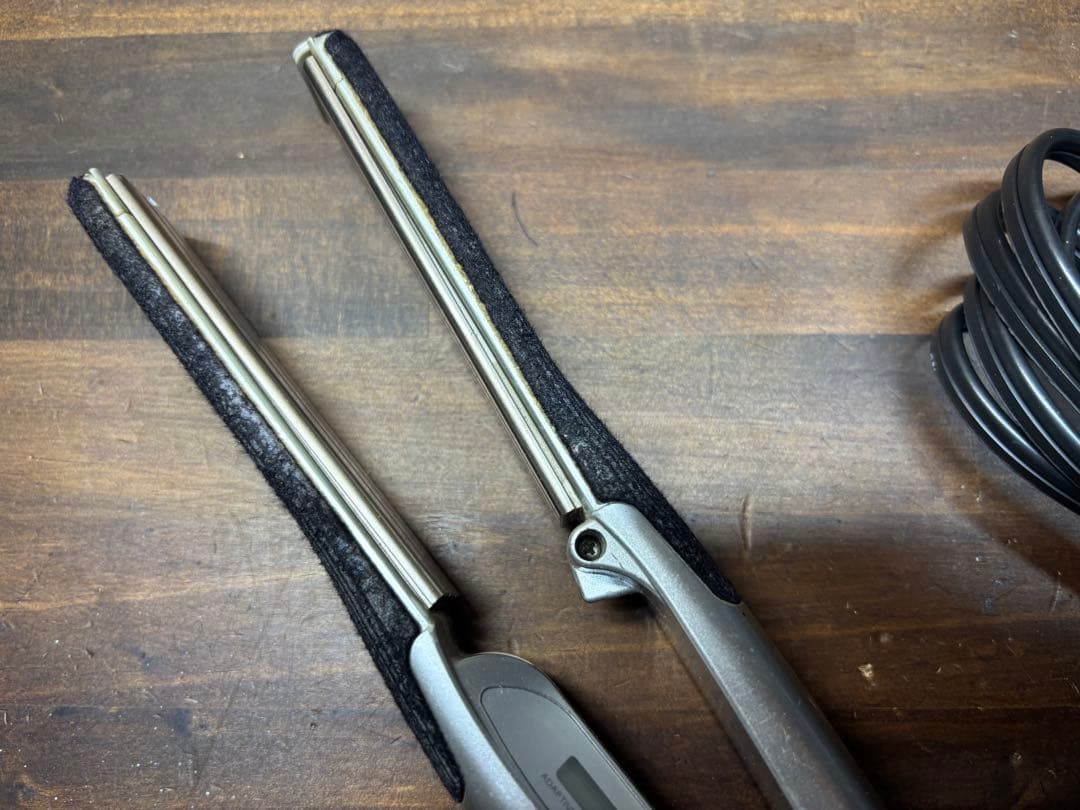 ADST DS アドスト ストレートヘアアイロン