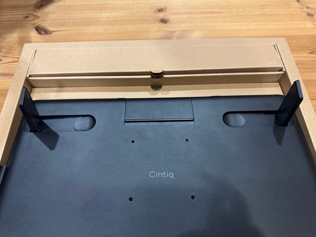 Wacom Cintiq 16 液晶ペンタブレット 液タブスタンド等セット