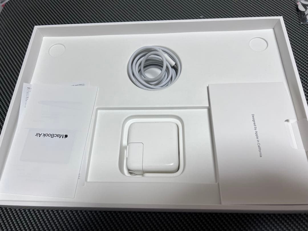 MacBook Air M1 2020 【8GB/256GB】13インチ