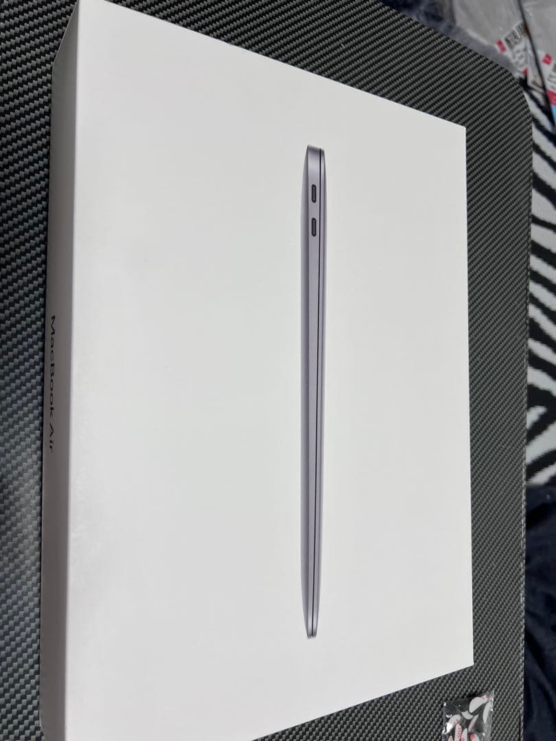MacBook Air M1 2020 【8GB/256GB】13インチ