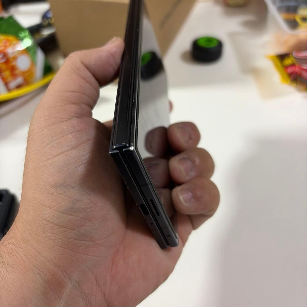 Samsung Galaxy Z Fold7 512G ブラック本体