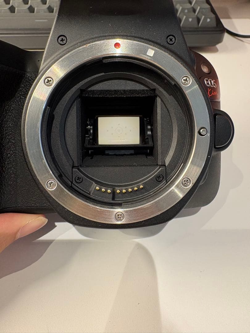 Canon EOS Kiss X9 デジタル一眼レフ