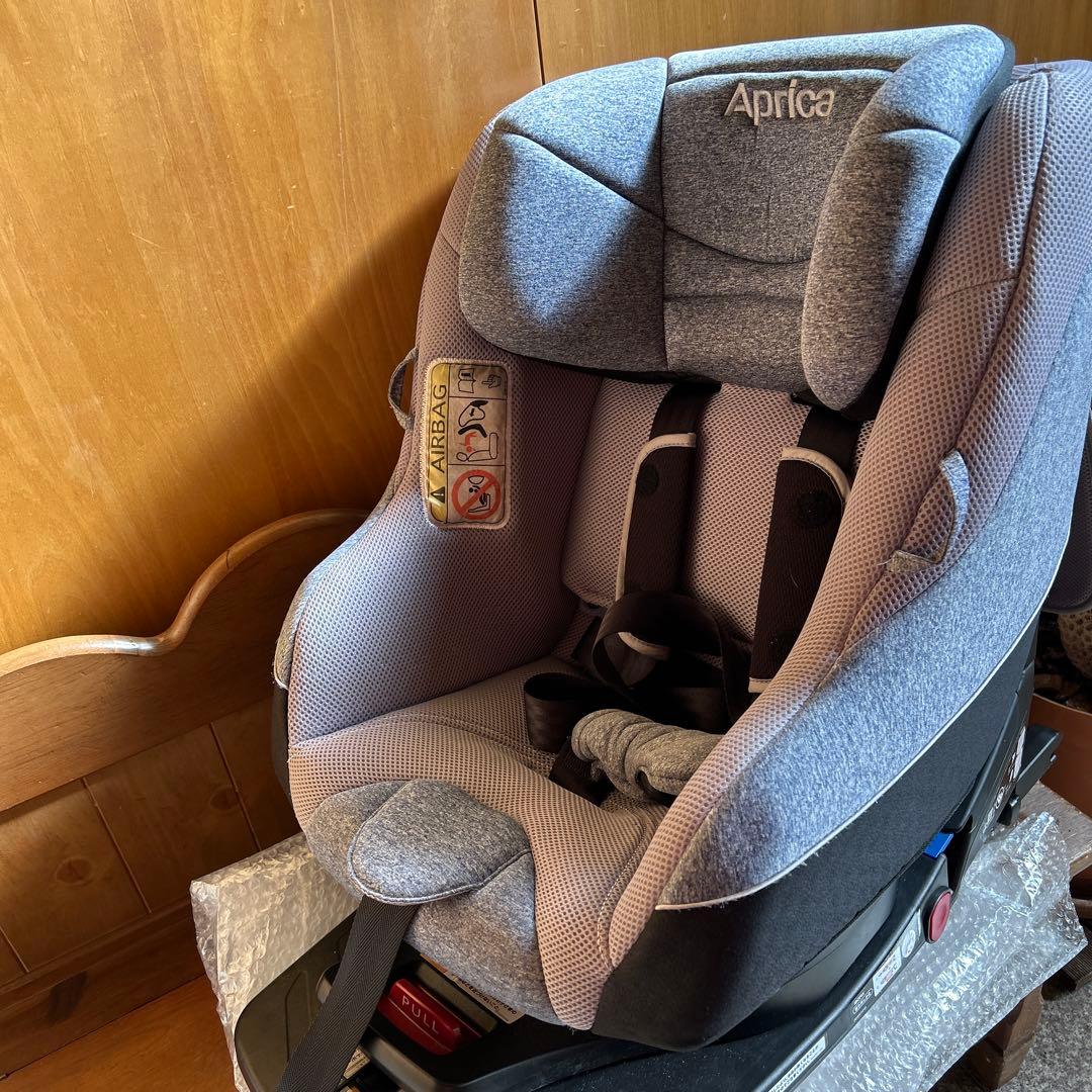 Aprica クルリカAC ISOFIX回転式チャイルドシート グレー　美品