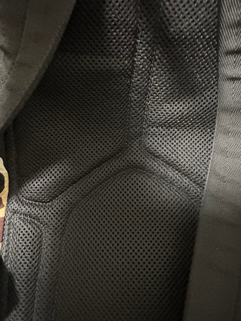 珍しいプラダ 2VZ073 テスート リュック・デイパック メンズ　カモフラ