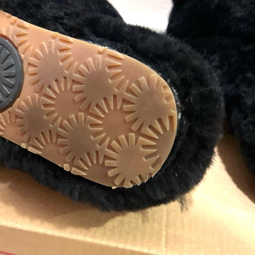 【美品】UGG ブラック ムートン　ボア スリッパ　23cm