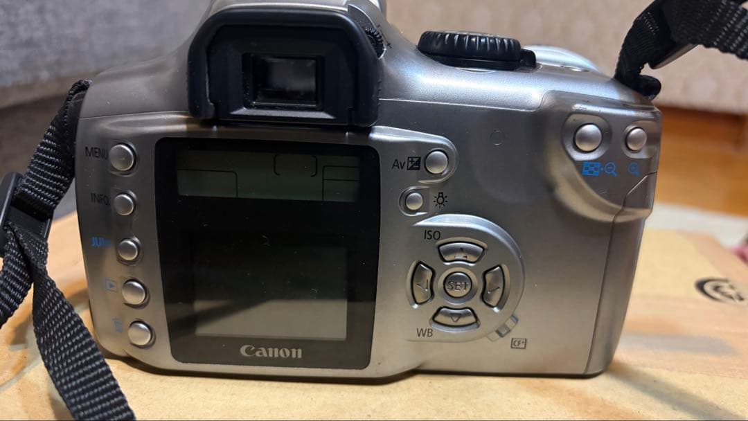 Canon デジタル一眼レフカメラ　EOS digital