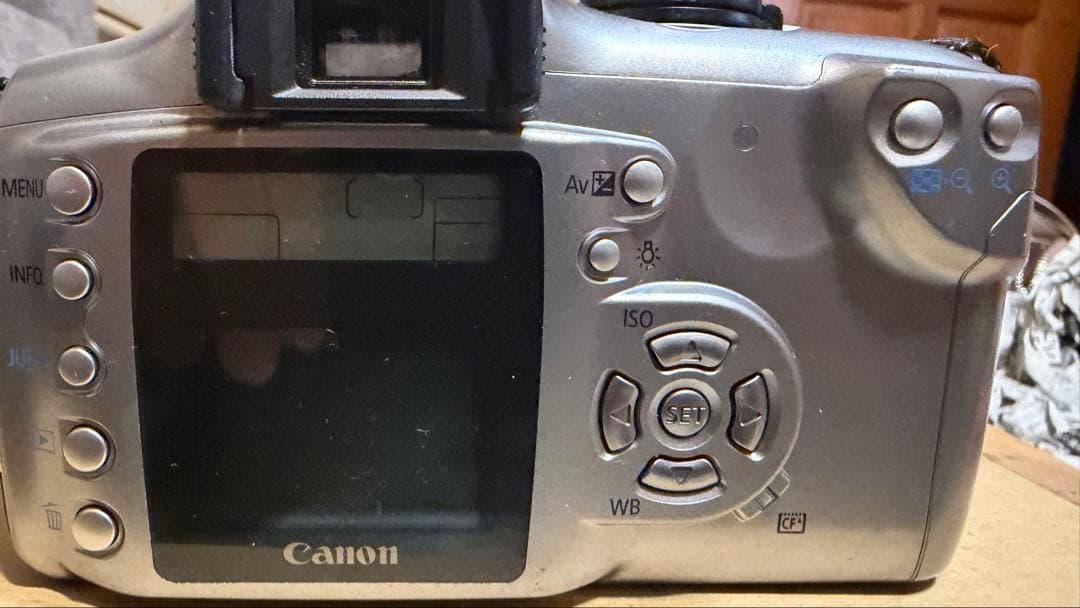 Canon デジタル一眼レフカメラ　EOS digital