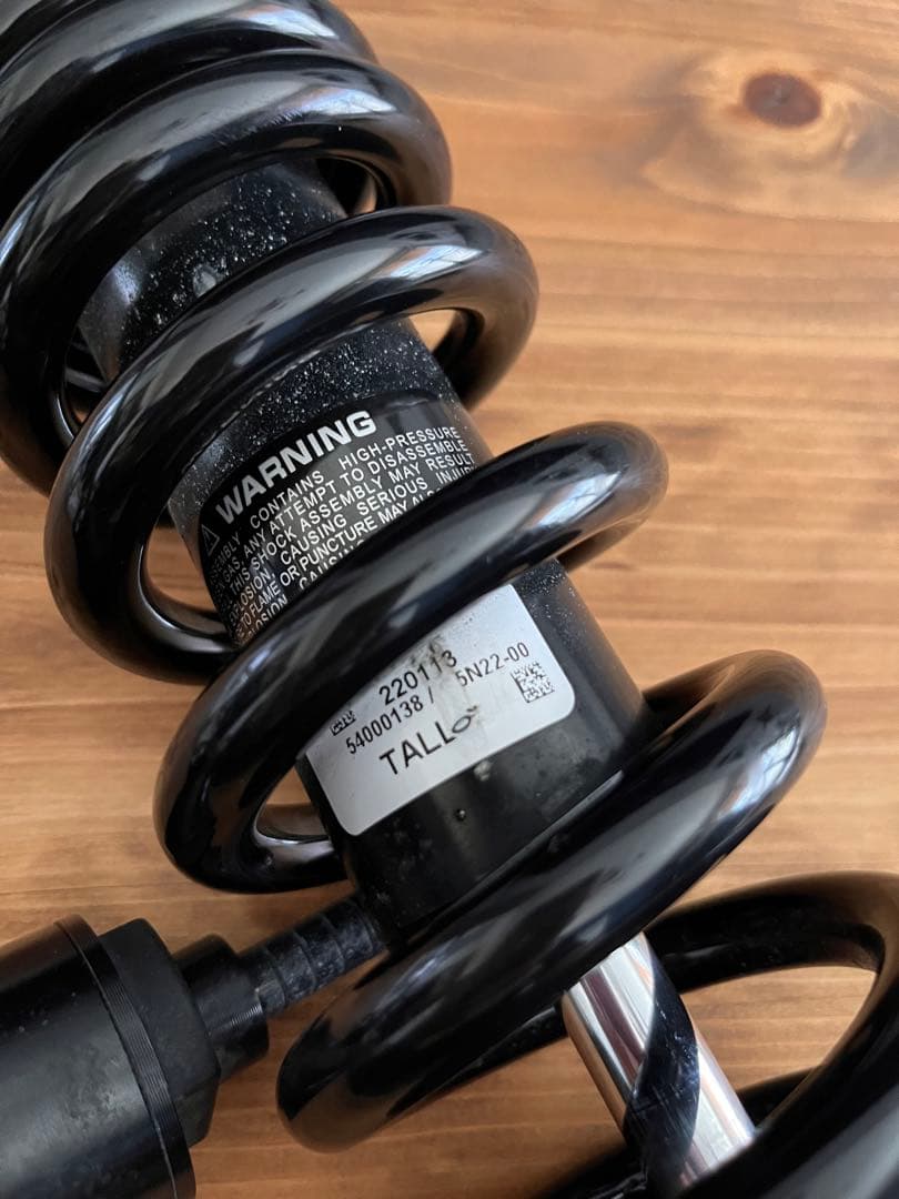 【純正品】ハーレーM8ソフテイル用 トールリアショック