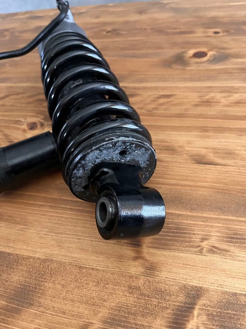 【純正品】ハーレーM8ソフテイル用 トールリアショック