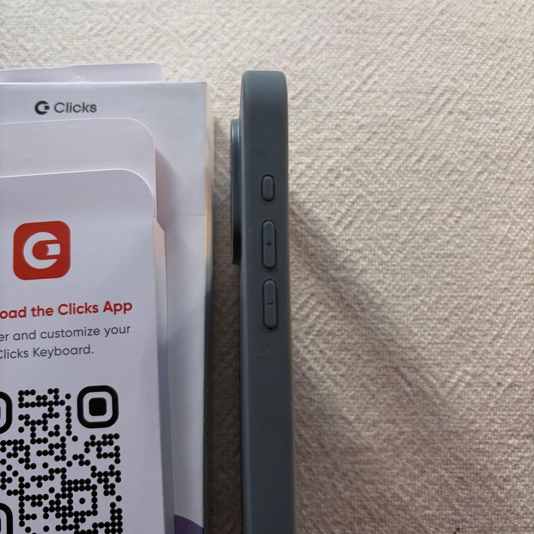 iPhoneアクセサリー Clicks Keyboard for iPhone 15 Pro