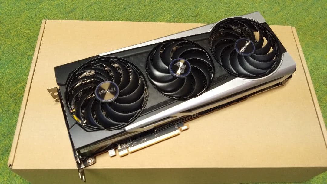 グラフィックボード・グラボ・ビデオカード Sapphire Nitro+ AMD Radeon RX 6700 XT