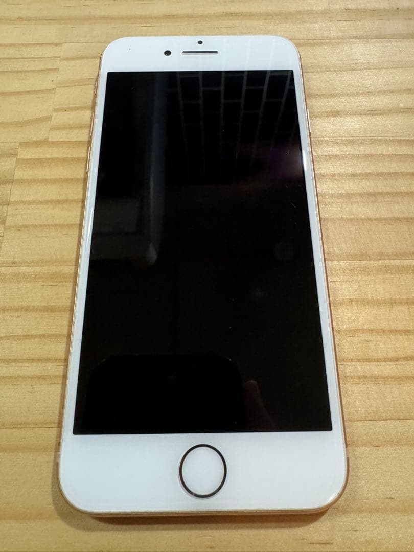 【本体のみ】iPhone8 64GB SIMフリー 最大容量76％