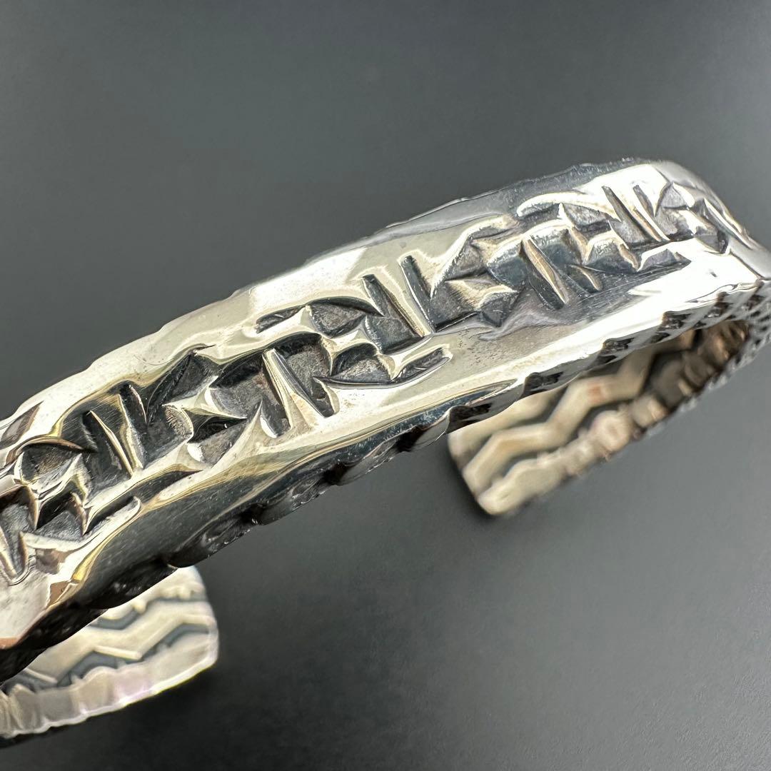 美品 NAVAJO Sunshine Reeves 4面スタンプワーク バングル