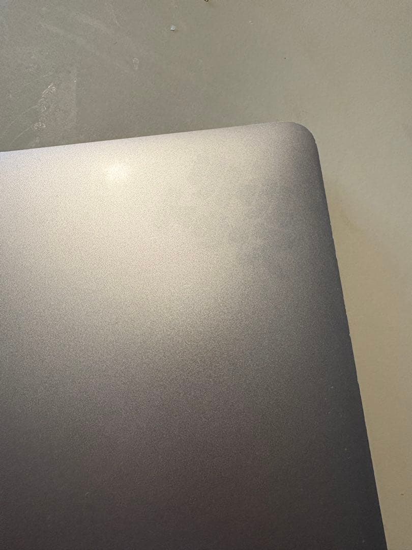 Apple MacBook Pro (2019) 本体 スペースグレー