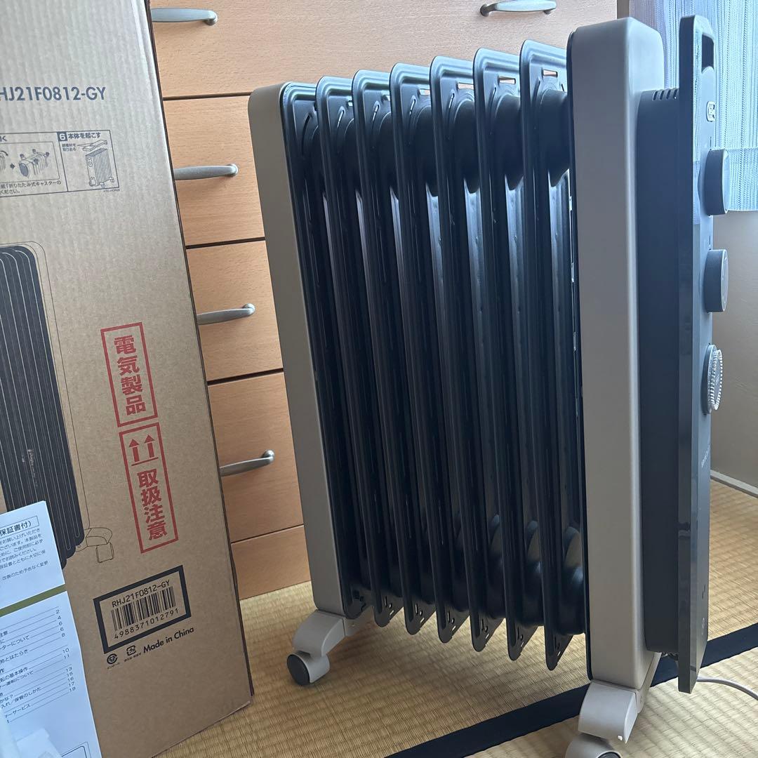 美品 デロンギ オイルヒーター RHJ2F0812