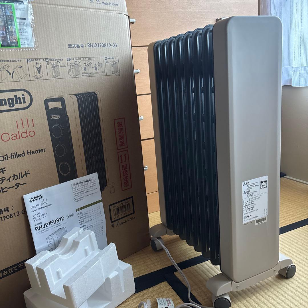 美品 デロンギ オイルヒーター RHJ2F0812