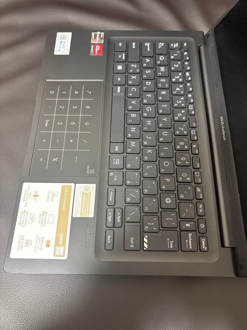 ASUS Vivobook 14 おまけ付き