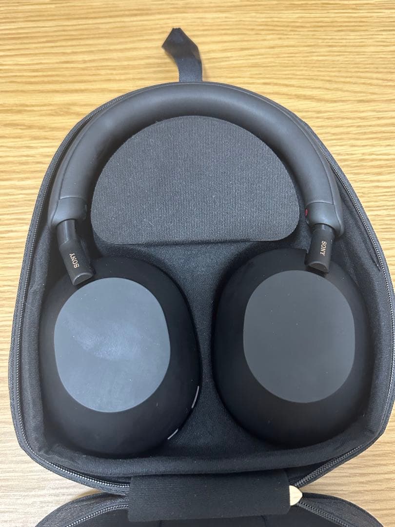 ヘッドホン Sony wh-1000xm5