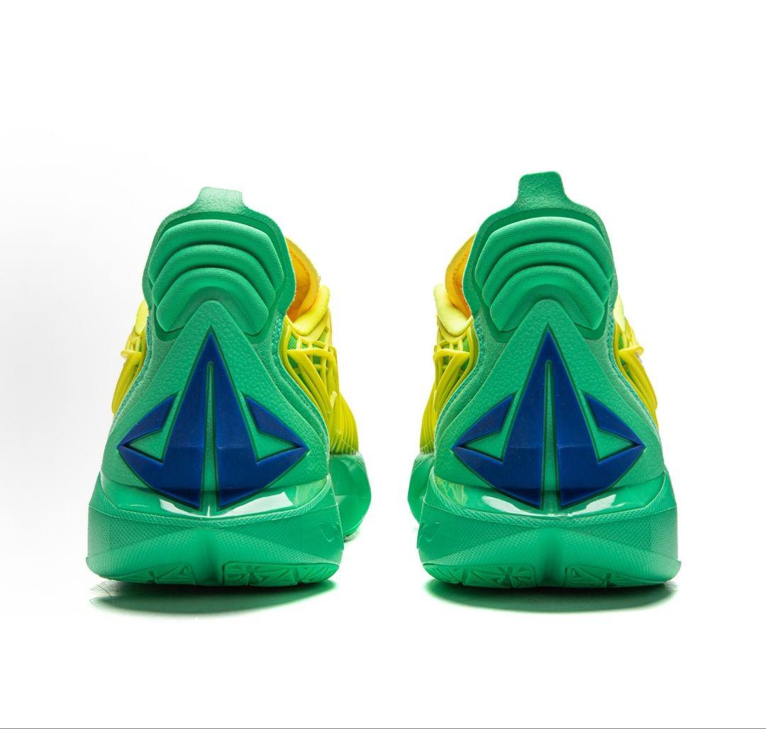 トッティ　Li-Ning Jimmy Butler 3