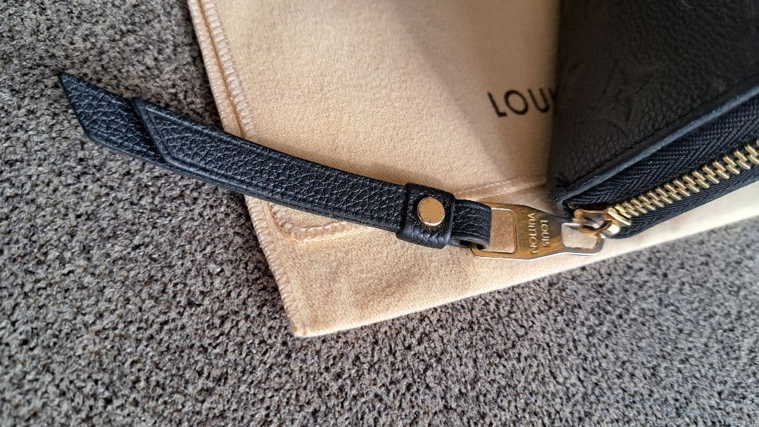 美品✨LOUIS VUITTON　 ジッピーウォレット アンプラント ノワール