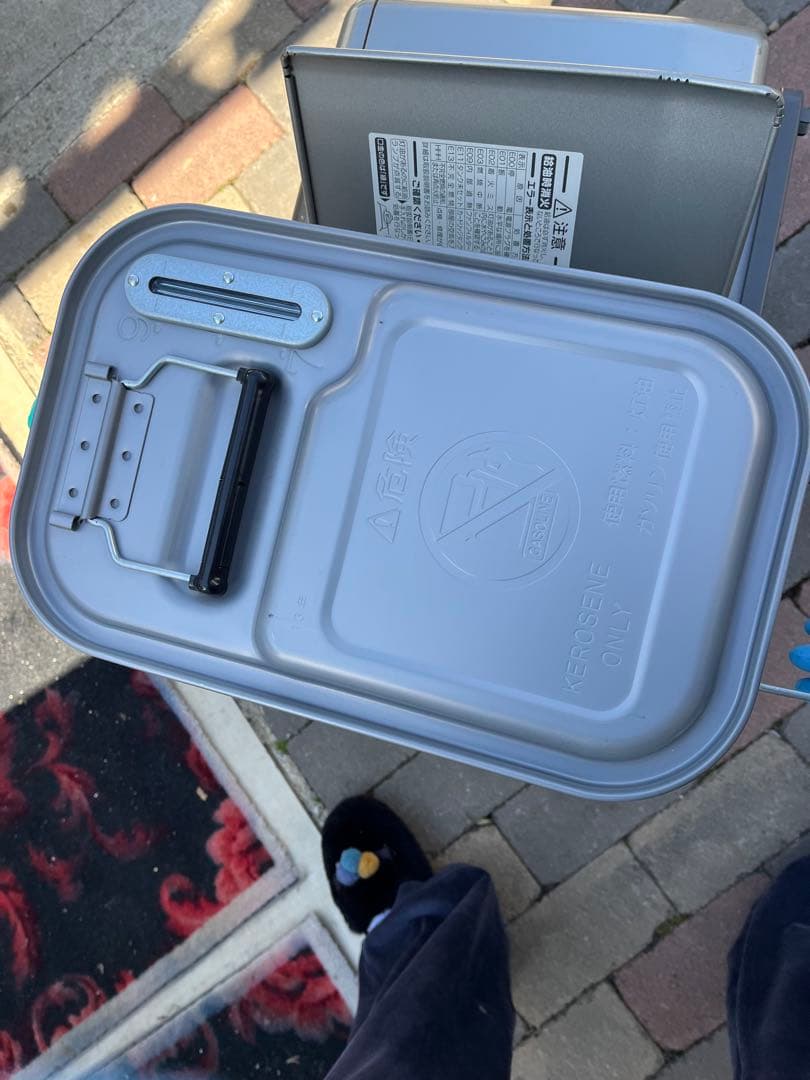 大型　ダイニチ工業製の石油ファンヒーター「FW-579LX」