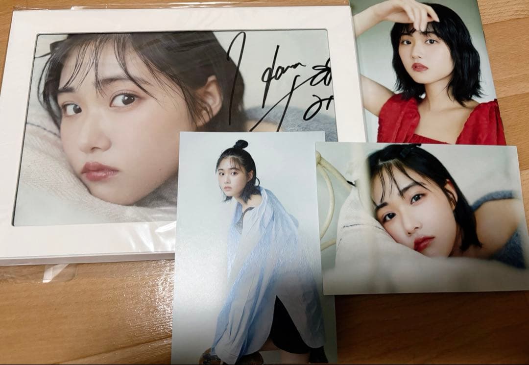 原菜乃華 直筆サイン入りカレンダー