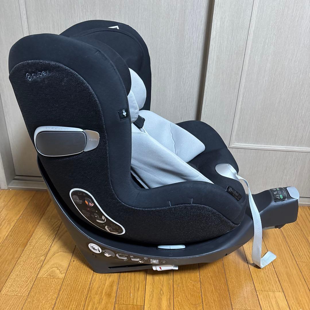 ♡送料無料‼️♡ サイベックス　sirona i-Size ベース付き