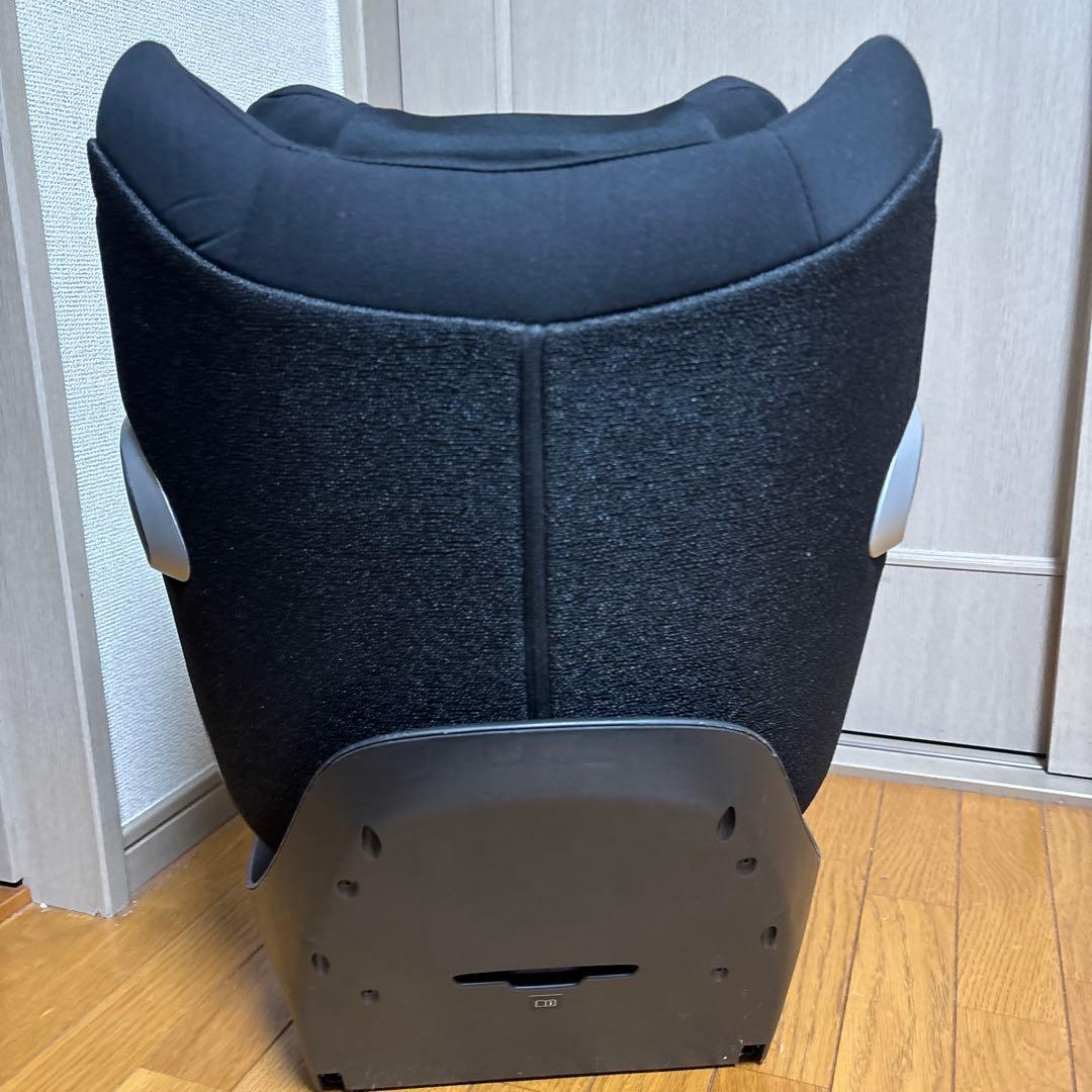 ♡送料無料‼️♡ サイベックス　sirona i-Size ベース付き