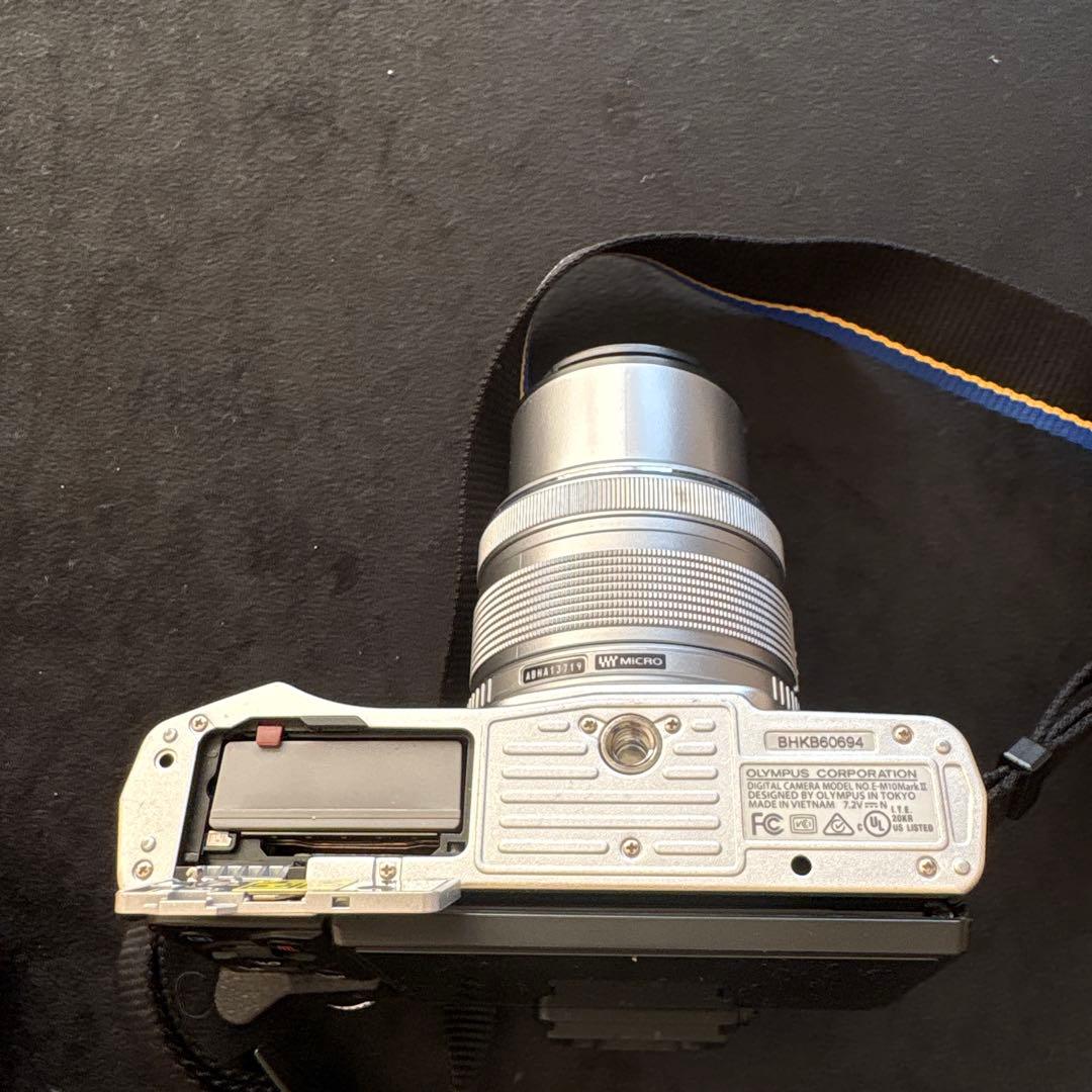 OLYMPUS OM-D ミラーレス一眼 14-42mmレンズ ジャンク品